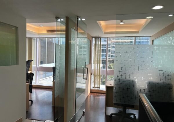 Furnished Office for Rent in DLF Towers Near Metro Station